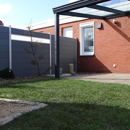 Holiday home Ferienhaus-plattfisch *